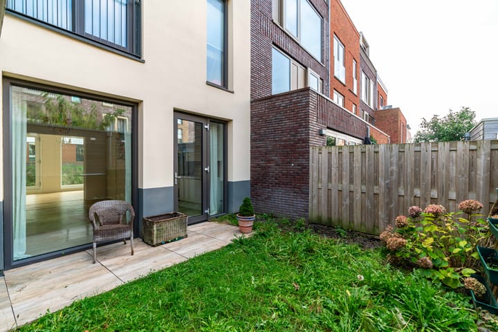 Foto 2 van Graaf Floriskade 48