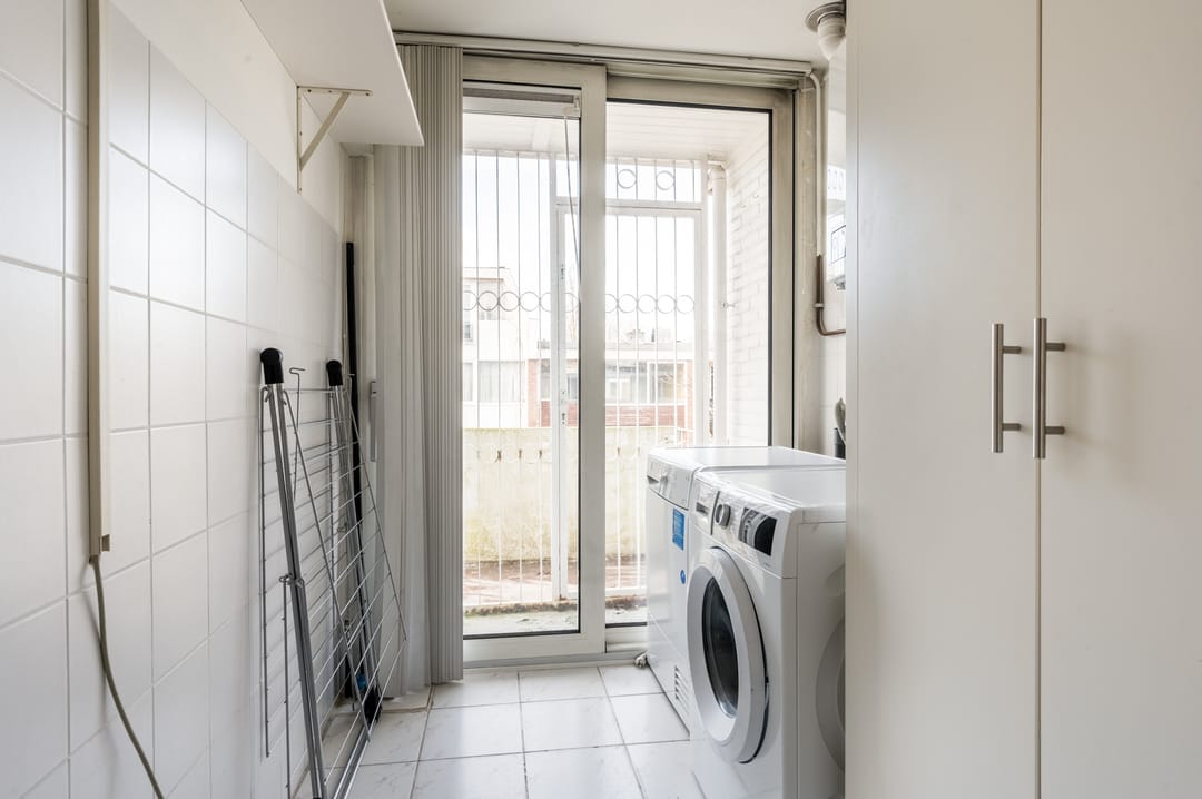 Photo 32 of Prof. Lorentzlaan 32