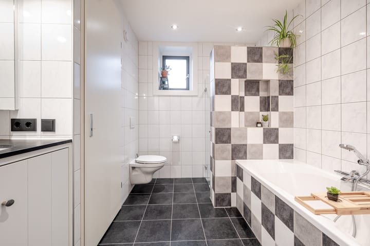 Foto 22 van De Heerdtweg 30