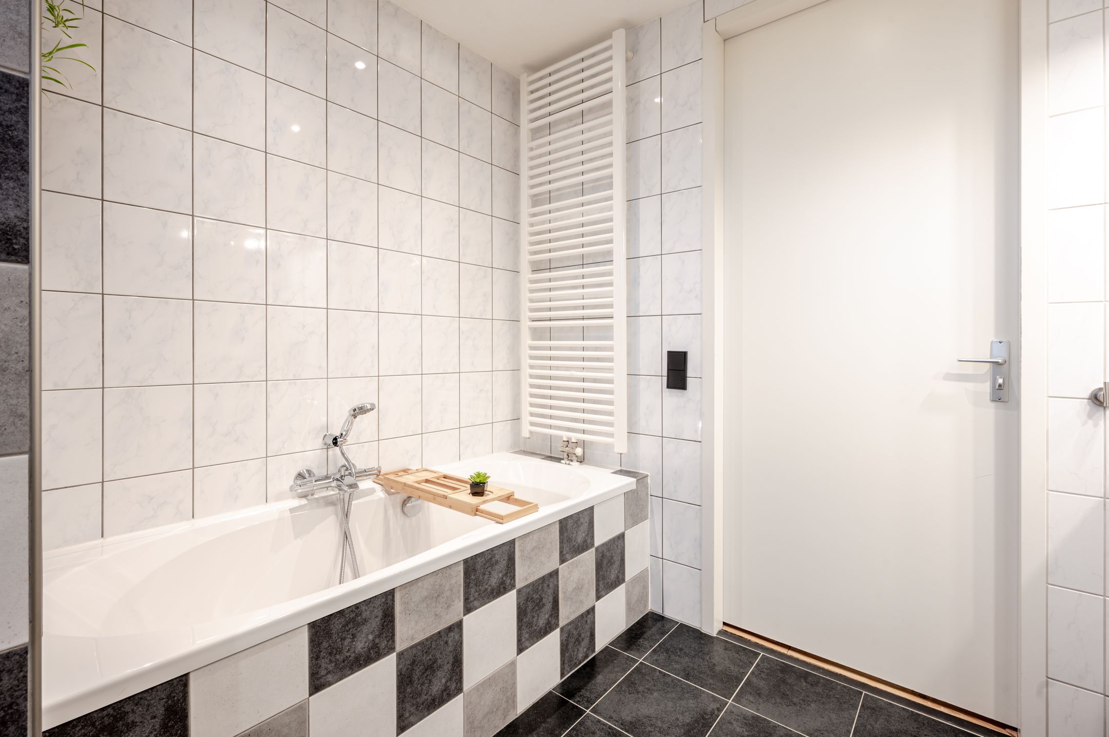 Foto 24 van De Heerdtweg 30