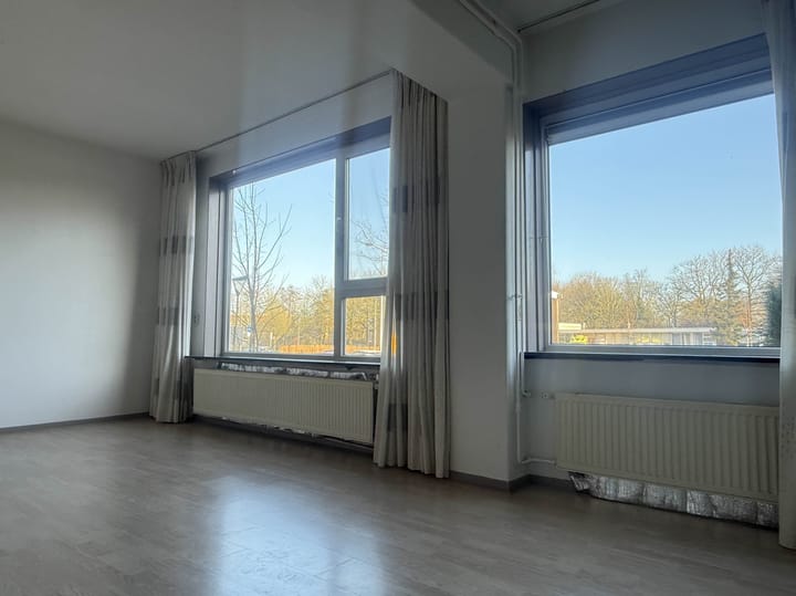 Foto 4 van Julianalaan 81