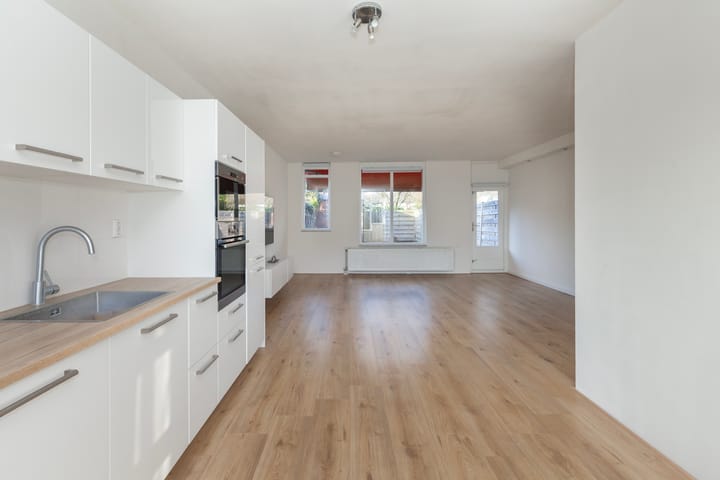 Foto 2 van Barcelonastraat 33