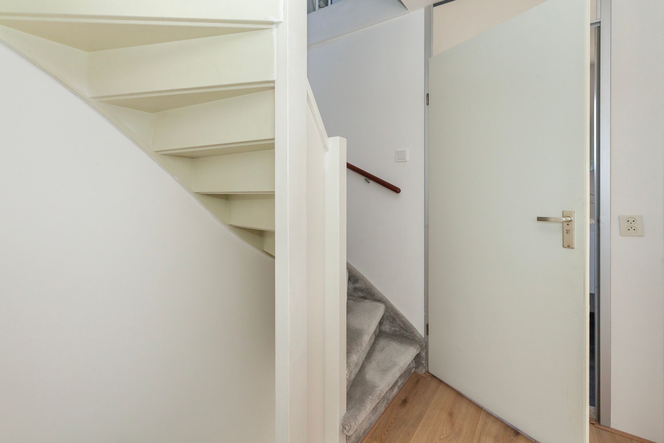 Foto 15 van Barcelonastraat 33