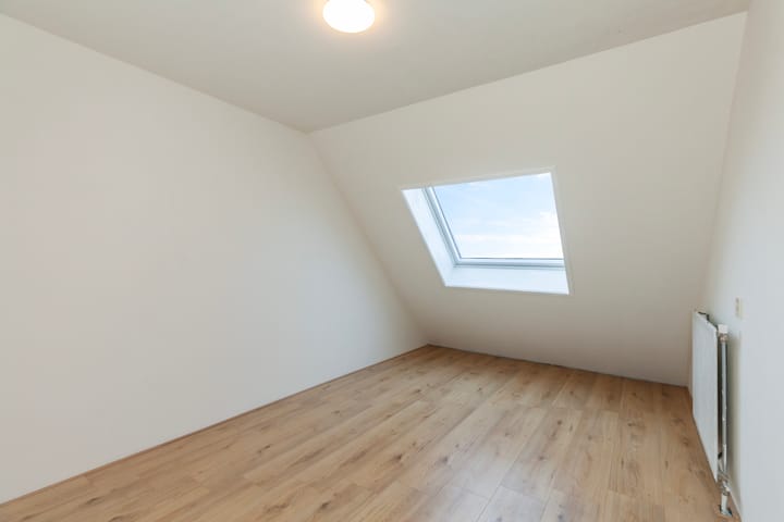 Foto 24 van Barcelonastraat 33