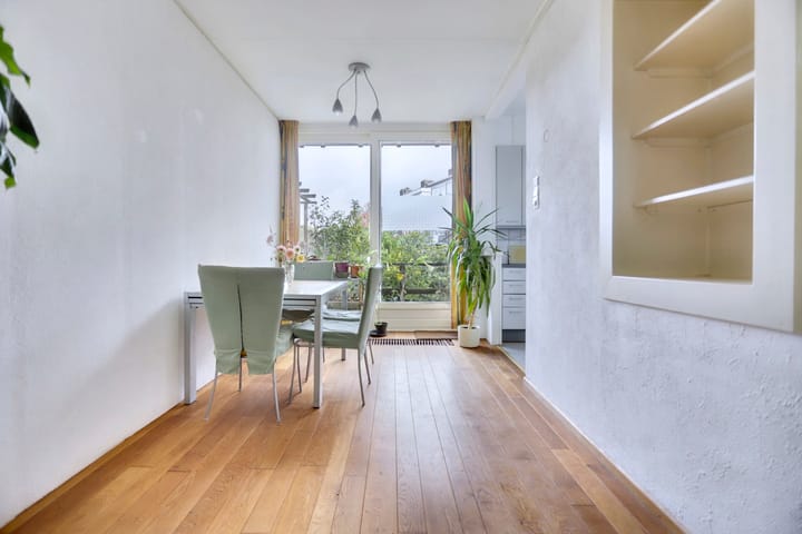 Photo 10 of Coornhertstraat 5