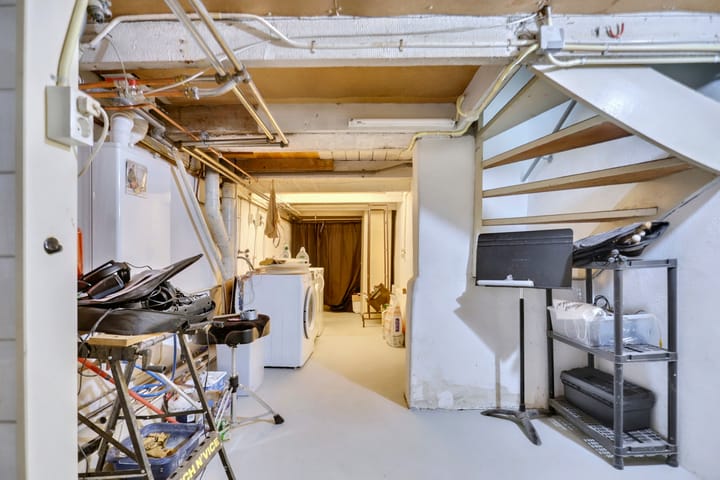 Photo 15 of Coornhertstraat 5