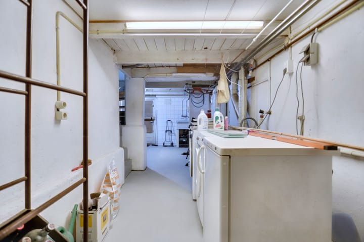 Photo 16 of Coornhertstraat 5