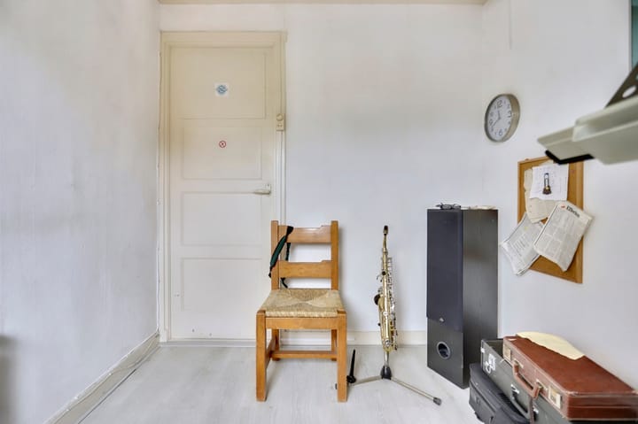 Photo 36 of Coornhertstraat 5