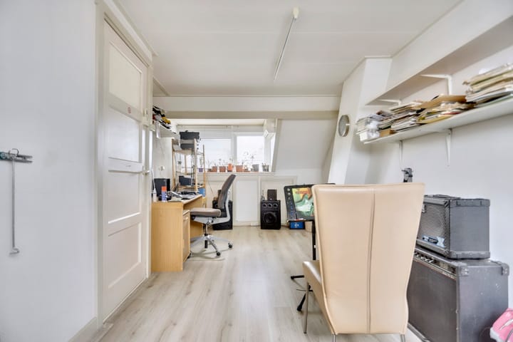 Photo 37 of Coornhertstraat 5