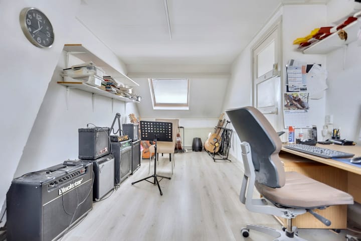 Photo 38 of Coornhertstraat 5