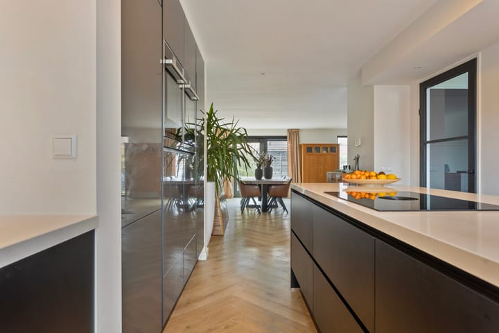 Foto 14 van Ina Boudierstraat 49