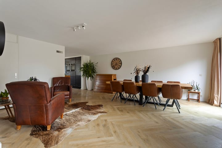 Foto 27 van Ina Boudierstraat 49