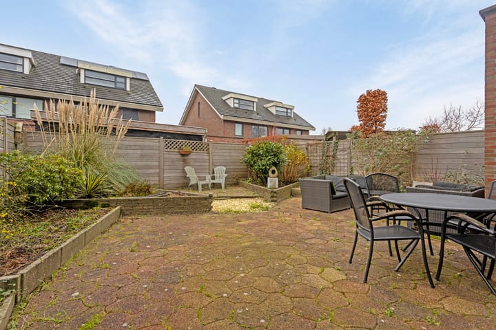 Foto 44 van Ina Boudierstraat 49