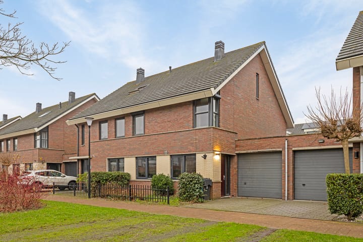 Foto 48 van Ina Boudierstraat 49