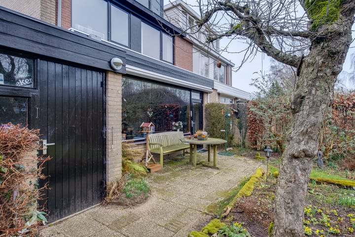 Photo 22 of Magnolialaan 37