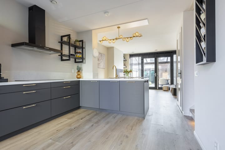 Photo 8 of Dansschool 10