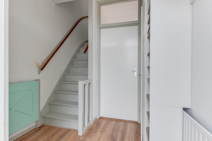 Foto 8 van van Vosbergenlaan 17