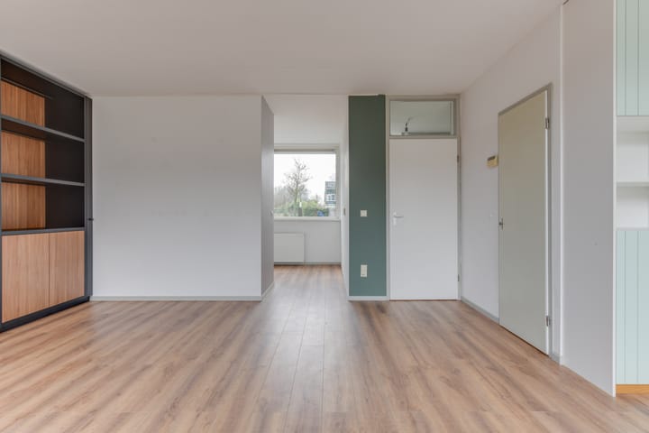 Foto 10 van van Vosbergenlaan 17