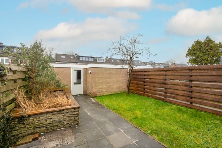 Foto 36 van van Vosbergenlaan 17