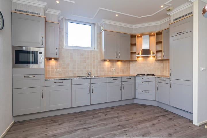 Foto 10 van Prins Hendrikstraat 18