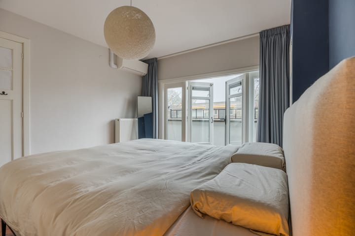 Foto 25 van Breitnerstraat 40-B02