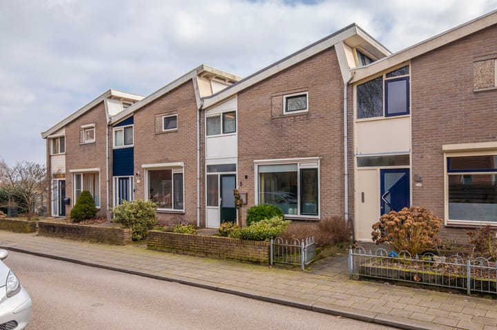 Foto 9 van Begoniastraat 5