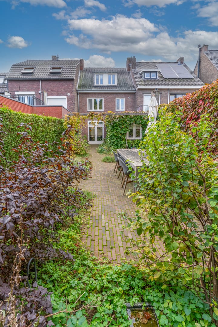 Foto 49 van Beekhoverstraat 3-C