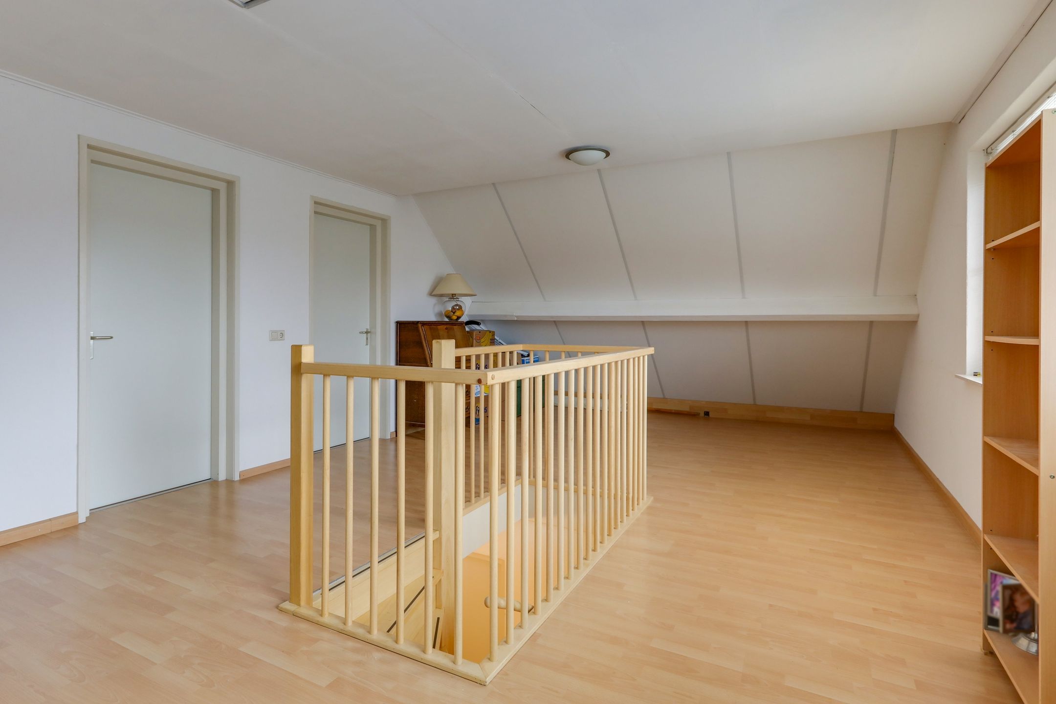 Foto 30 van Kruisbergsestraat 14-E