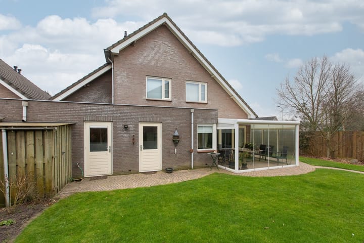 Photo 35 of Kruisbergsestraat 14-E