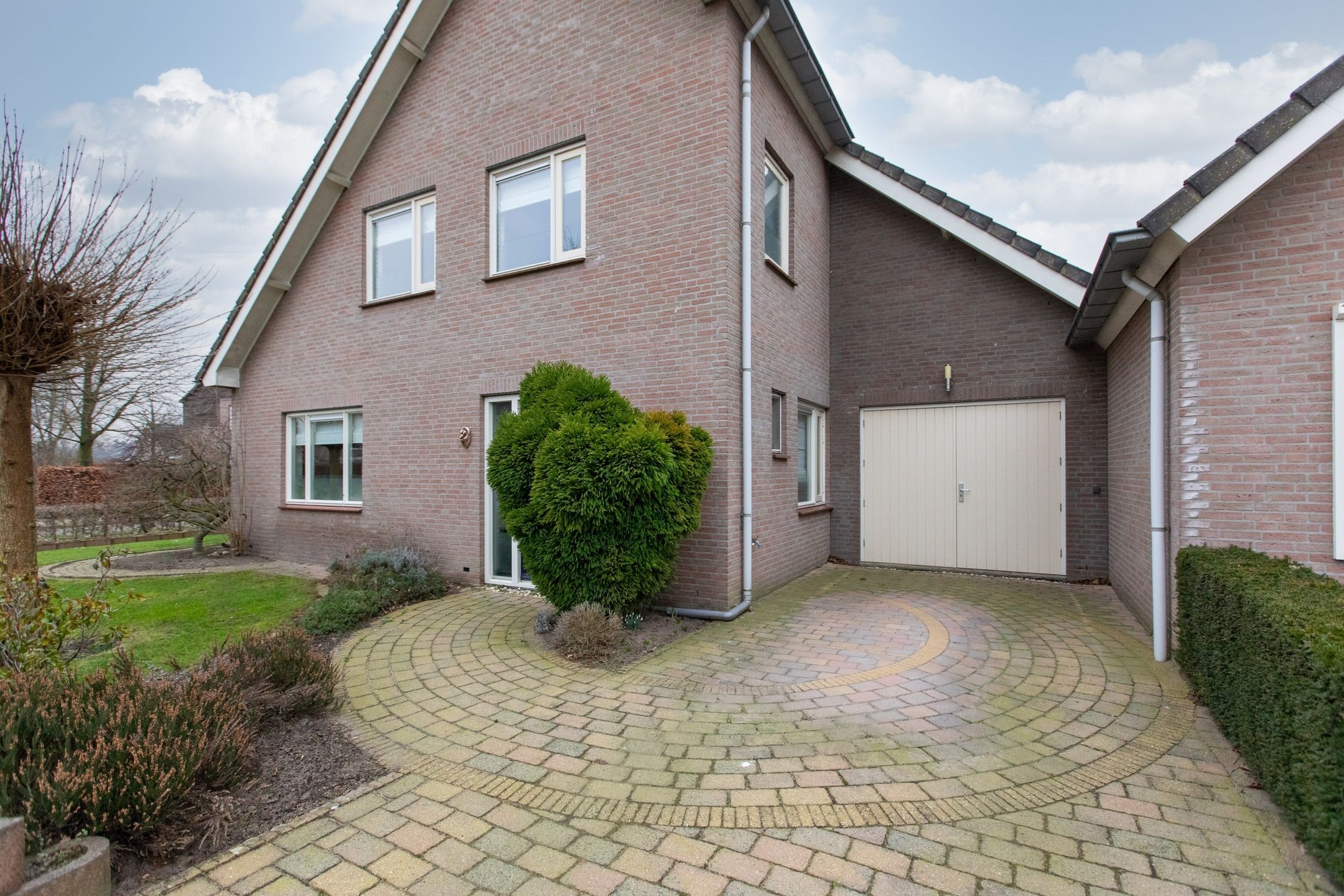 Foto 45 van Kruisbergsestraat 14-E