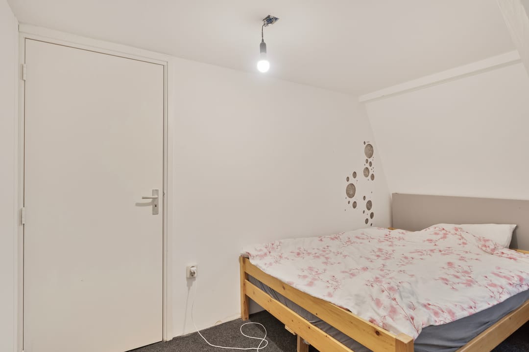 Foto 11 van Begoniastraat 15-A