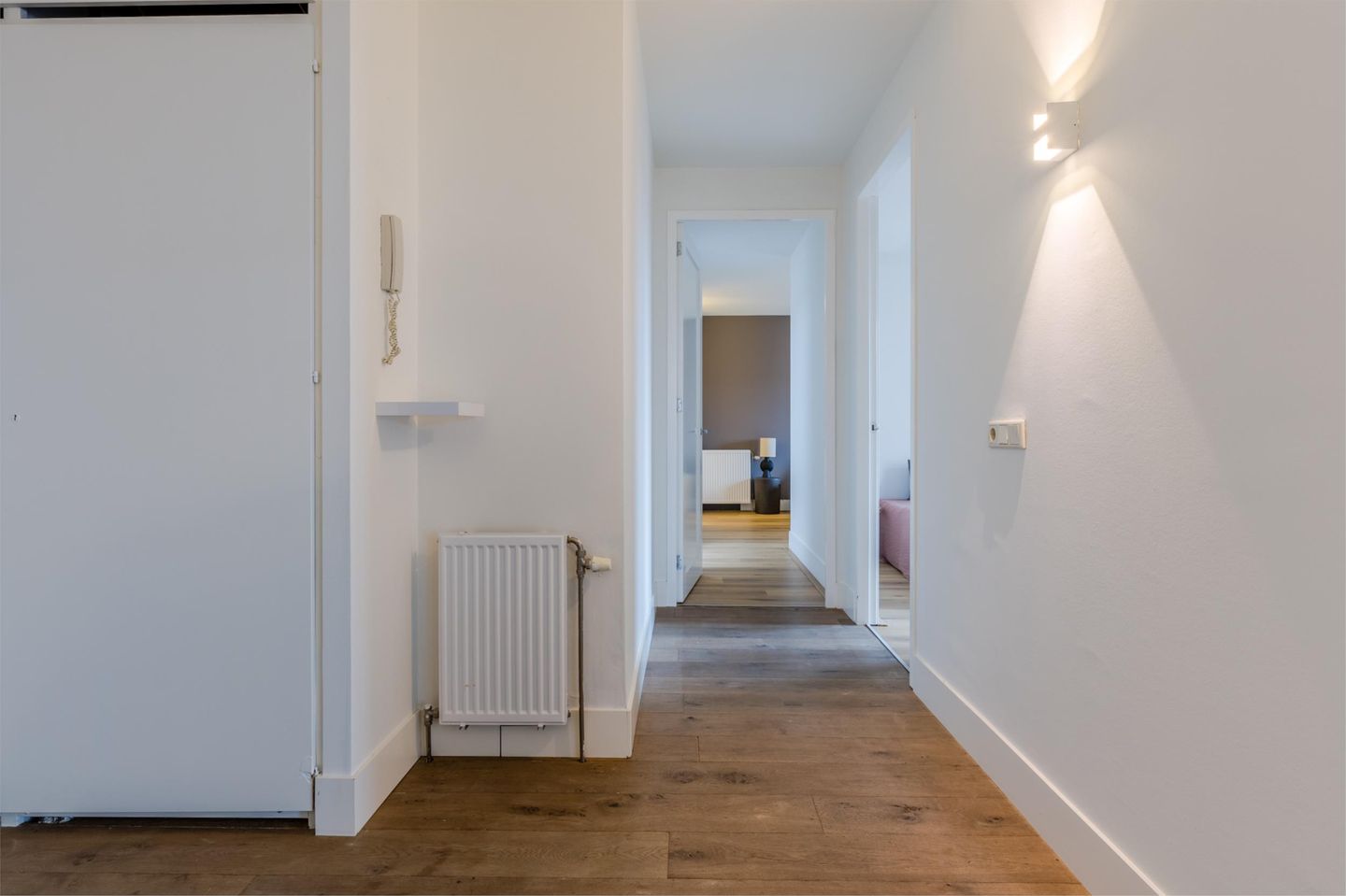 Foto 25 van Beneluxlaan 675