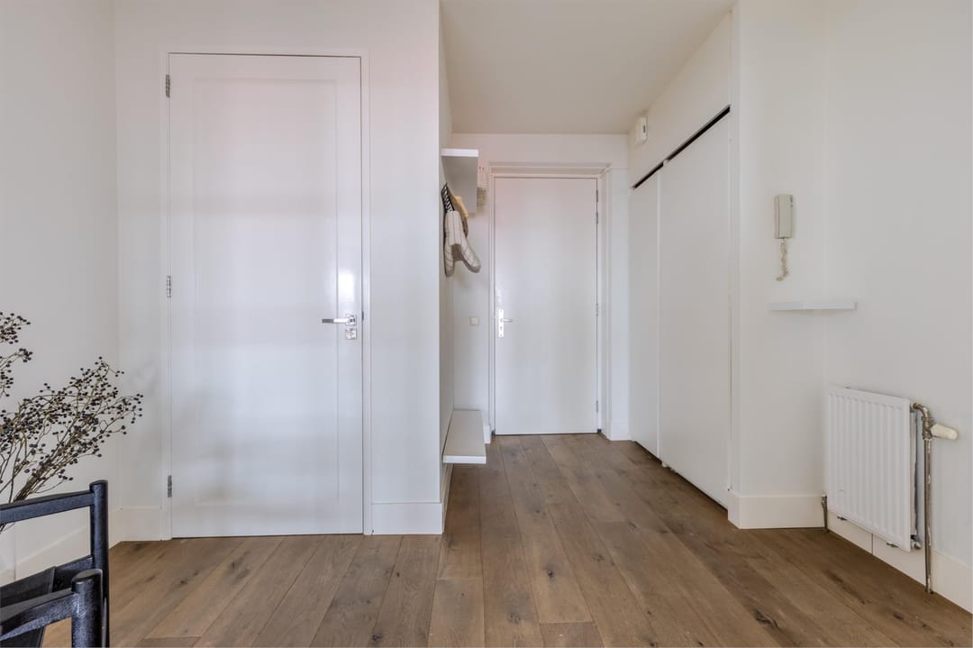 Foto 26 van Beneluxlaan 675