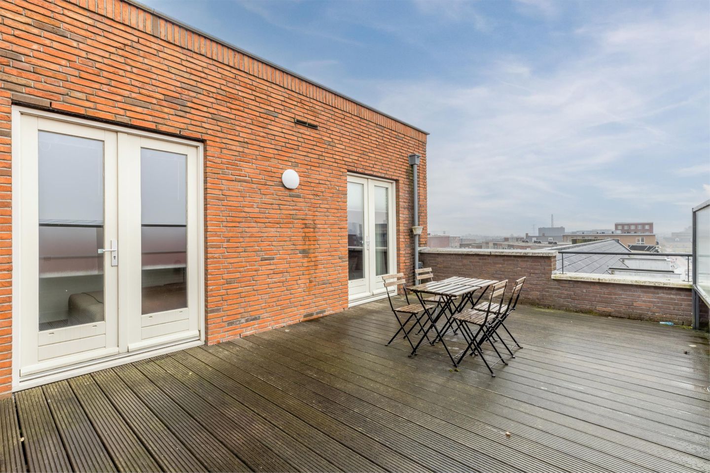 Foto 44 van Beneluxlaan 675