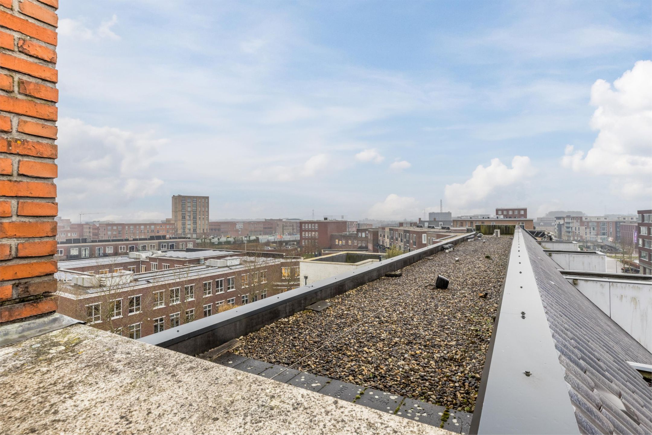 Foto 51 van Beneluxlaan 675