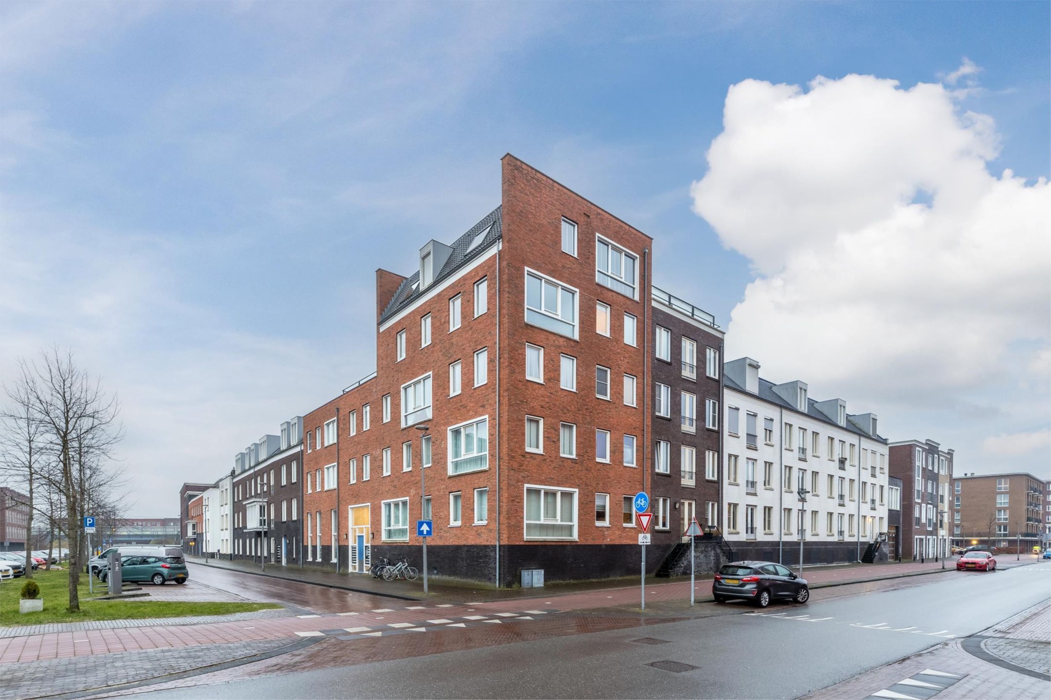 Foto 54 van Beneluxlaan 675