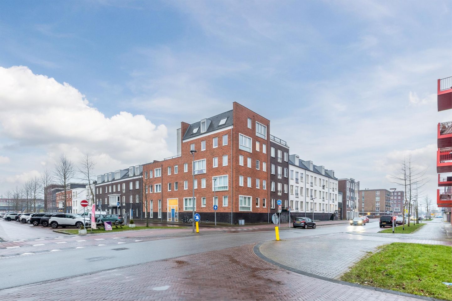 Foto 55 van Beneluxlaan 675