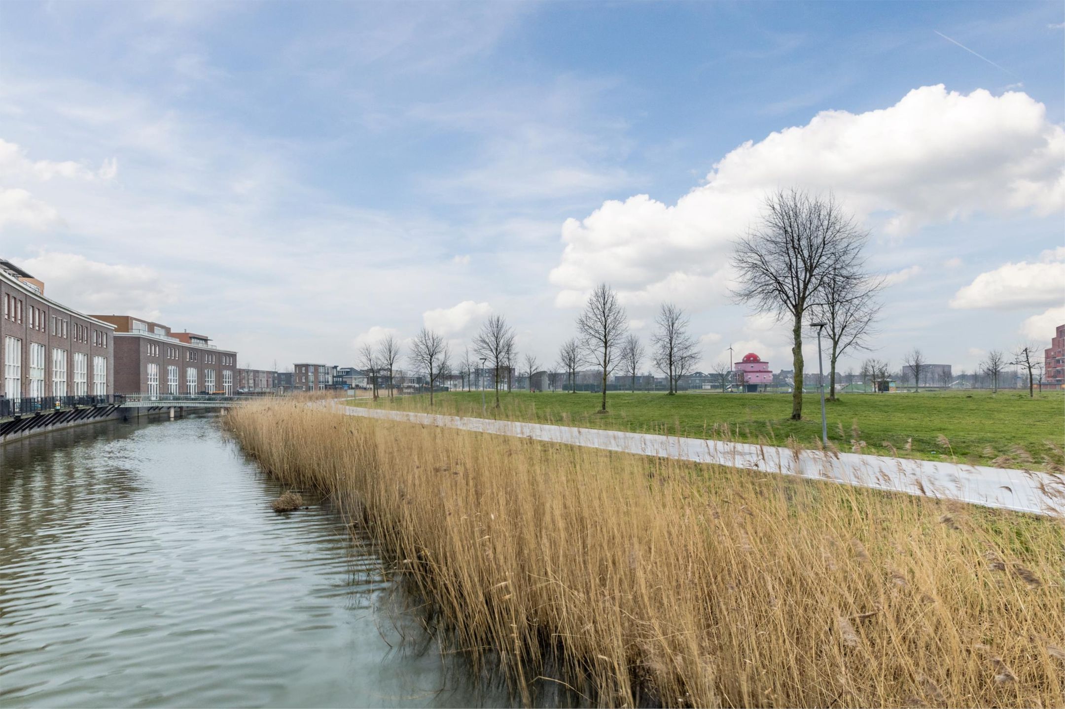 Foto 57 van Beneluxlaan 675