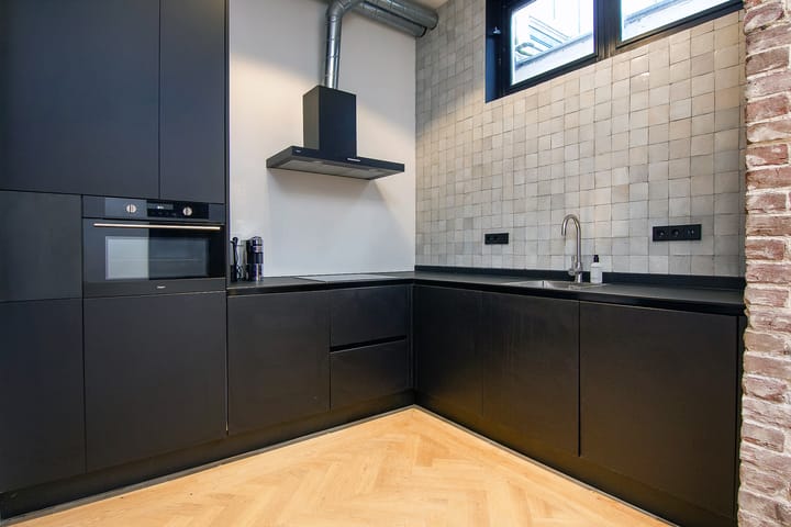 Photo 13 of Pieter Kiesstraat 2-BZW