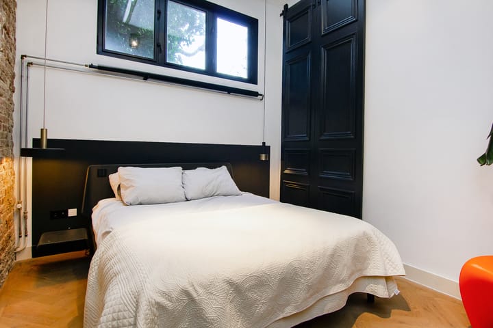 Photo 15 of Pieter Kiesstraat 2-BZW