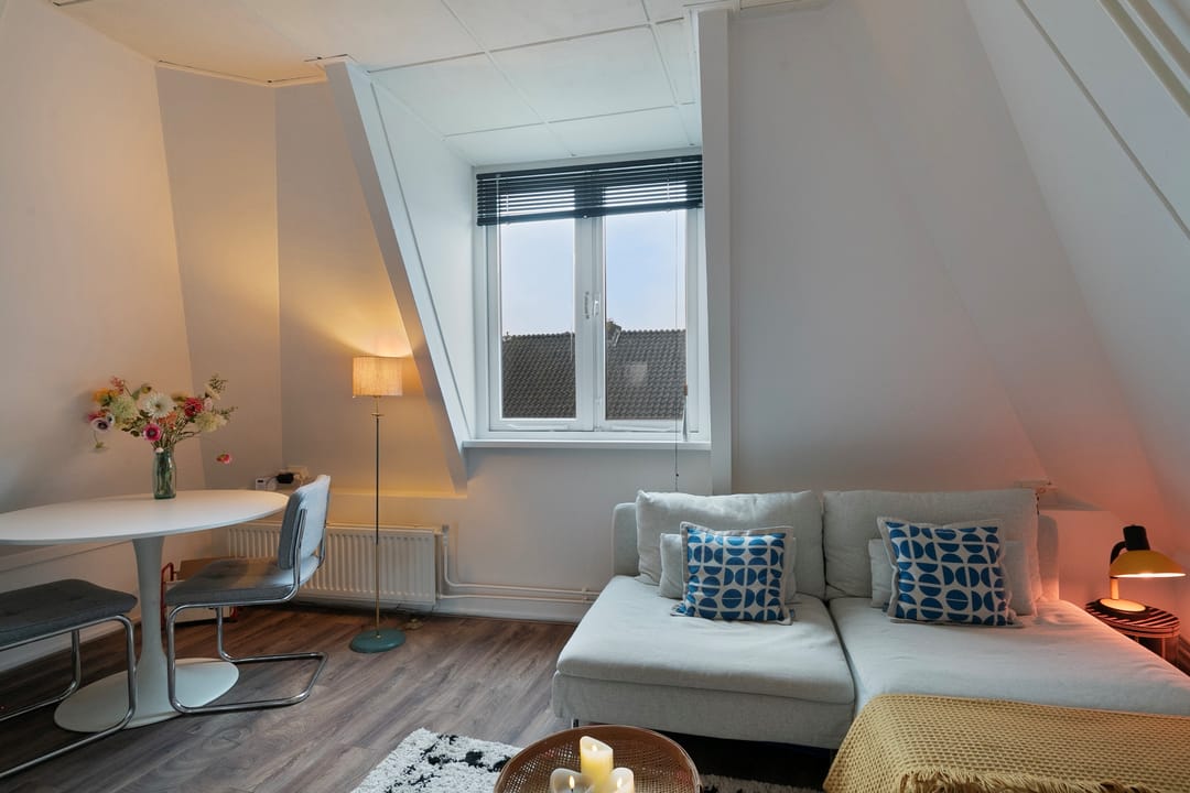 Foto 2 van Van Karnebeekstraat 119-B