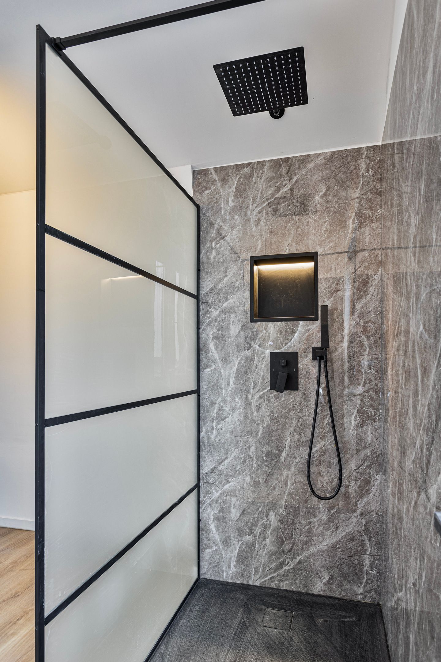 Foto 25 van Antwerpsestraatweg 496