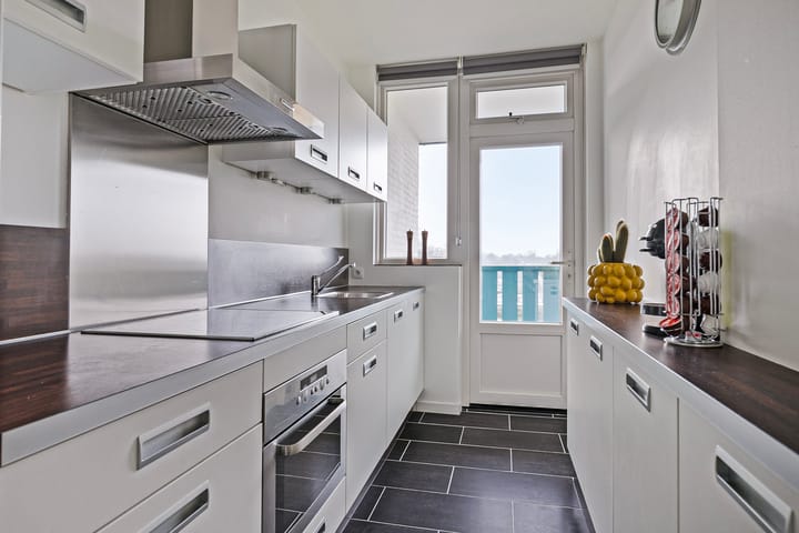 Foto 3 van Lauwerszeeweg 21