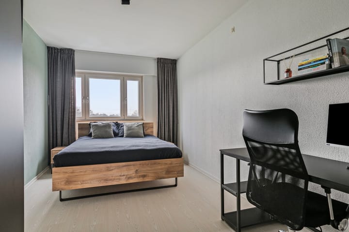 Foto 4 van Lauwerszeeweg 21