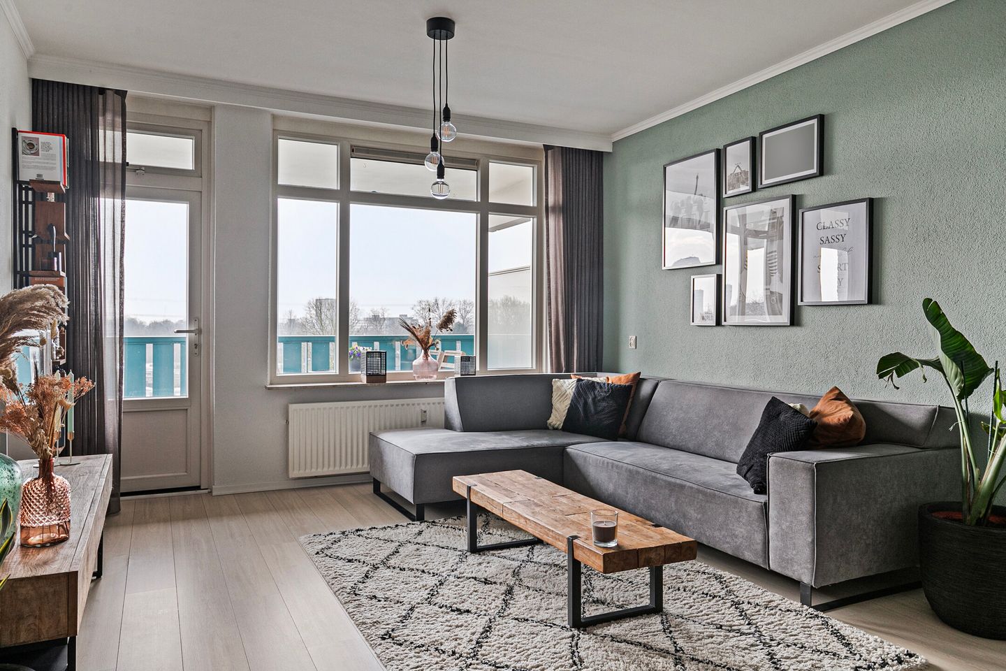 Foto 14 van Lauwerszeeweg 21