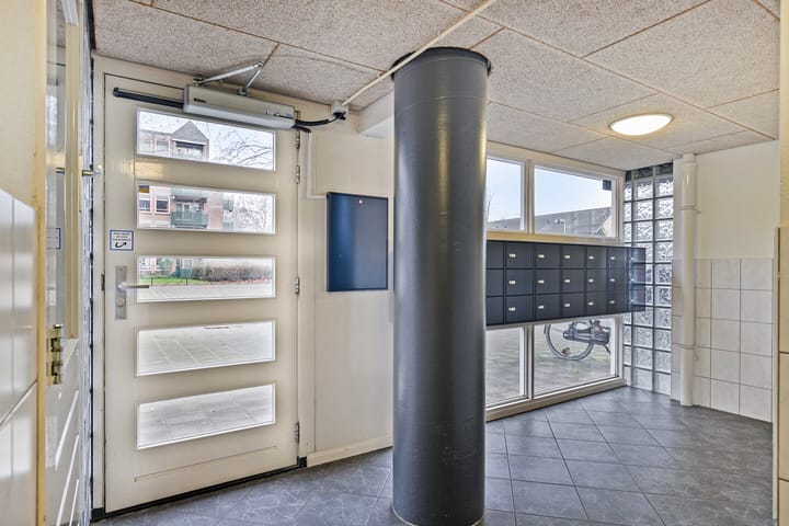 Foto 24 van Lauwerszeeweg 21