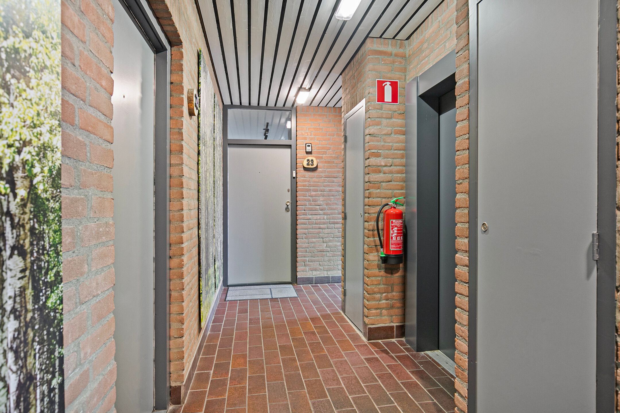 Foto 27 van Lauwerszeeweg 21