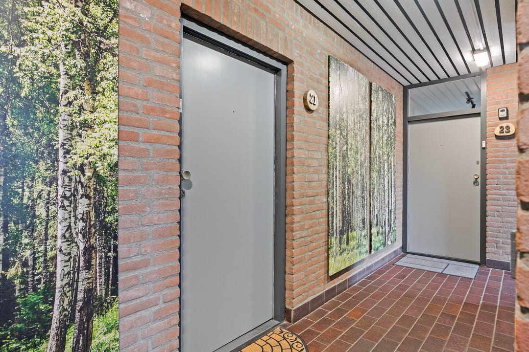 Foto 28 van Lauwerszeeweg 21