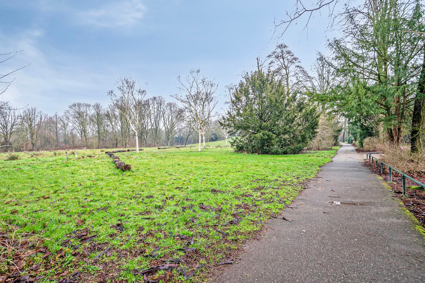 Foto 34 van Lauwerszeeweg 21