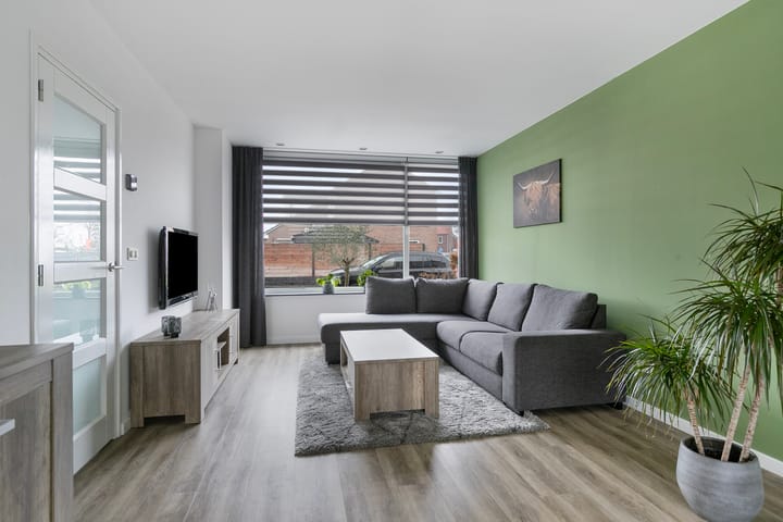 Foto 2 van Warmoesstraat 3